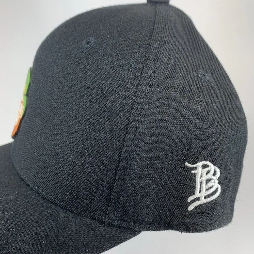 Leprechaun Patch Hat Black Branded Bills S-M Flexfit Stretch Baseball Cap